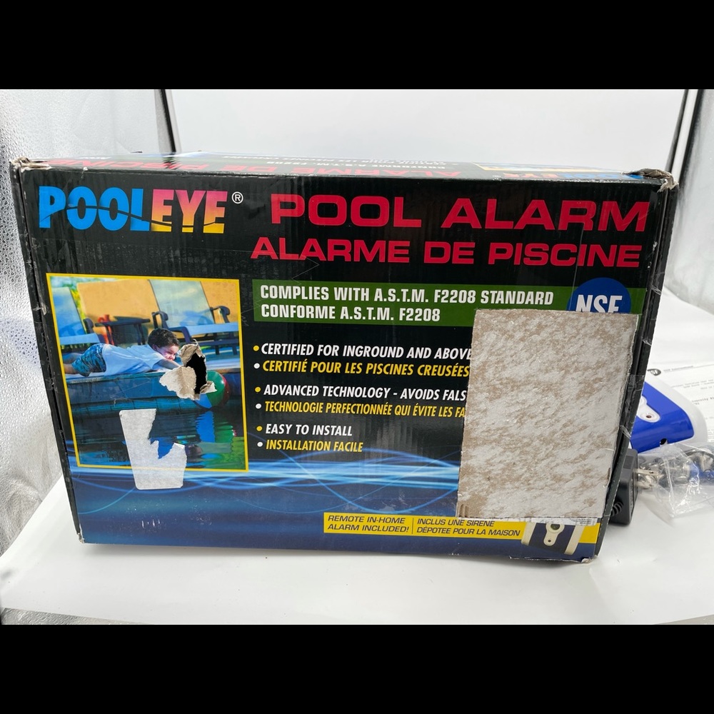 Pool eye pool alarm